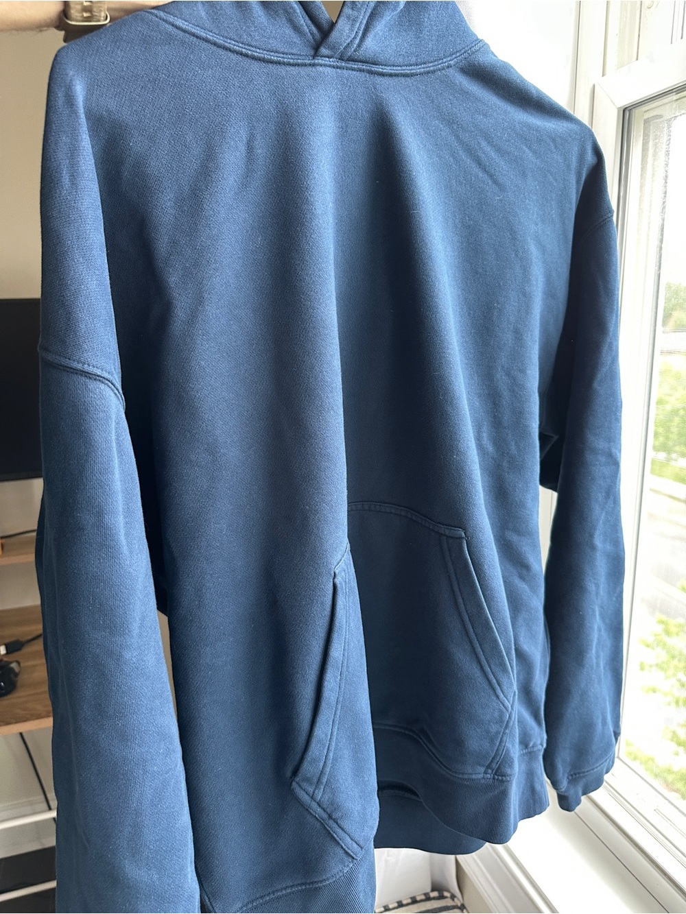 Lucky Brand Men's Navy Blue Pullover Hoodie Sweater - Medium